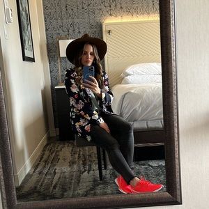 Meet your Posher, Sarah